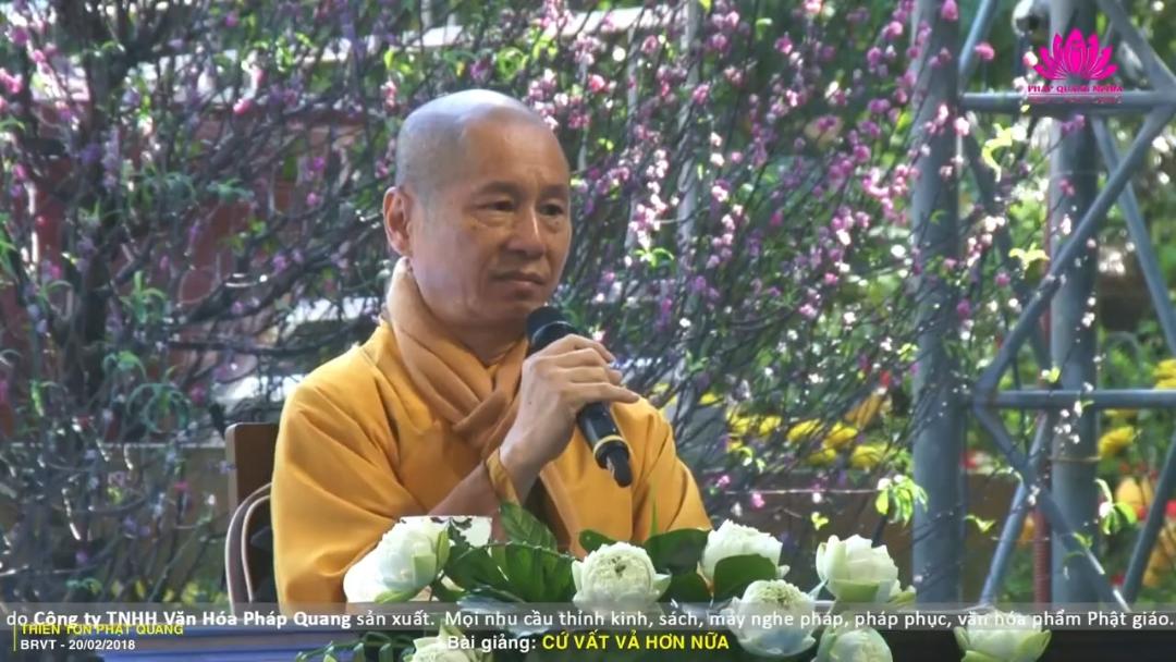 AI KHỔ HƠN AI