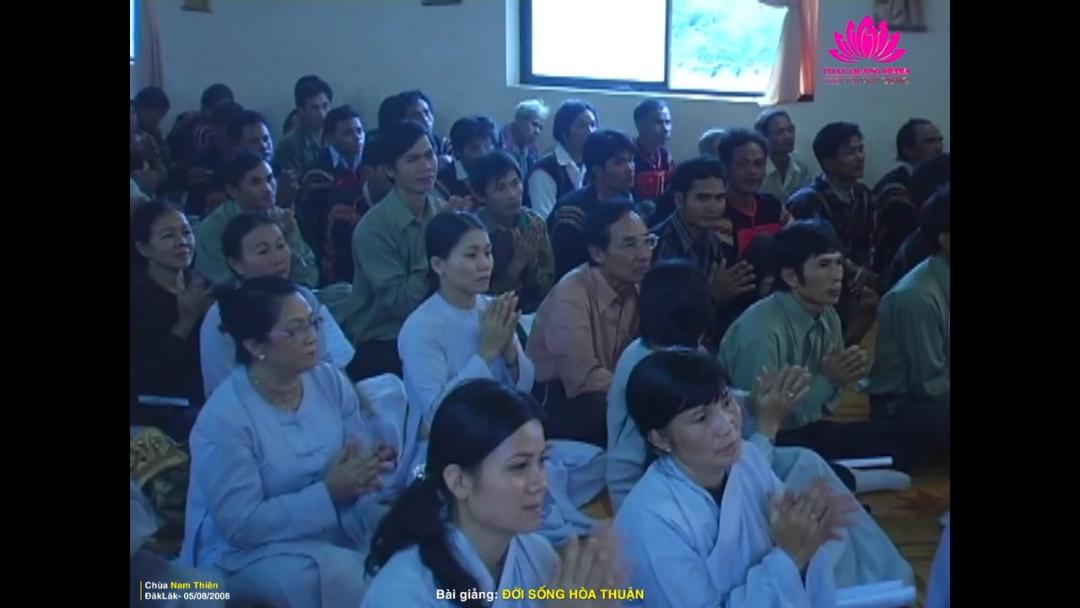 CÙNG LÀ NGƯỜI VIỆT NAM