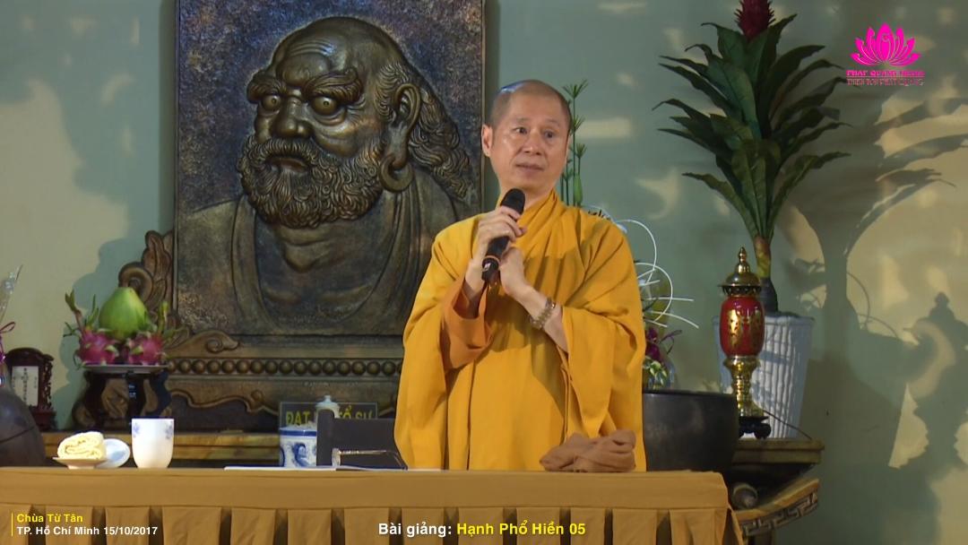 LÀM NGƯỜI ĐỨNG ĐẰNG SAU
