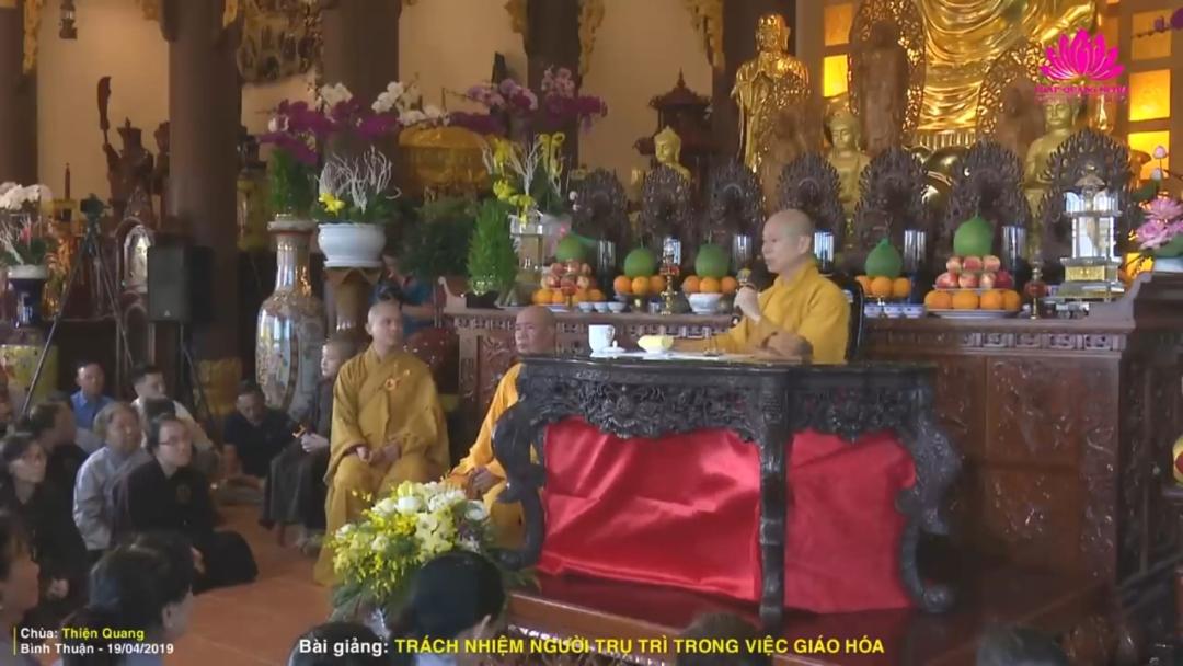 NGƯỜI ĐẠI DIỆN CHO DÂN TỘC