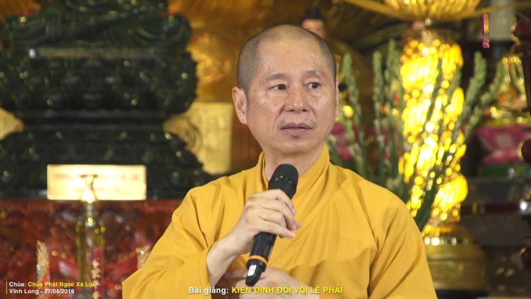 TẤM GƯƠNG TRUNG THÀNH SẮT SON THỜI NHÀ TRẦN