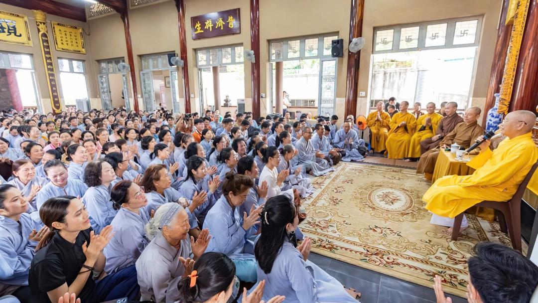 THAM VẤN KHÓA THIỀN CHÙA TỪ TÂN