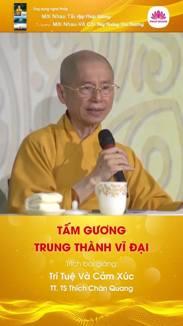 TẤM GƯƠNG TRUNG THÀNH VĨ ĐẠI